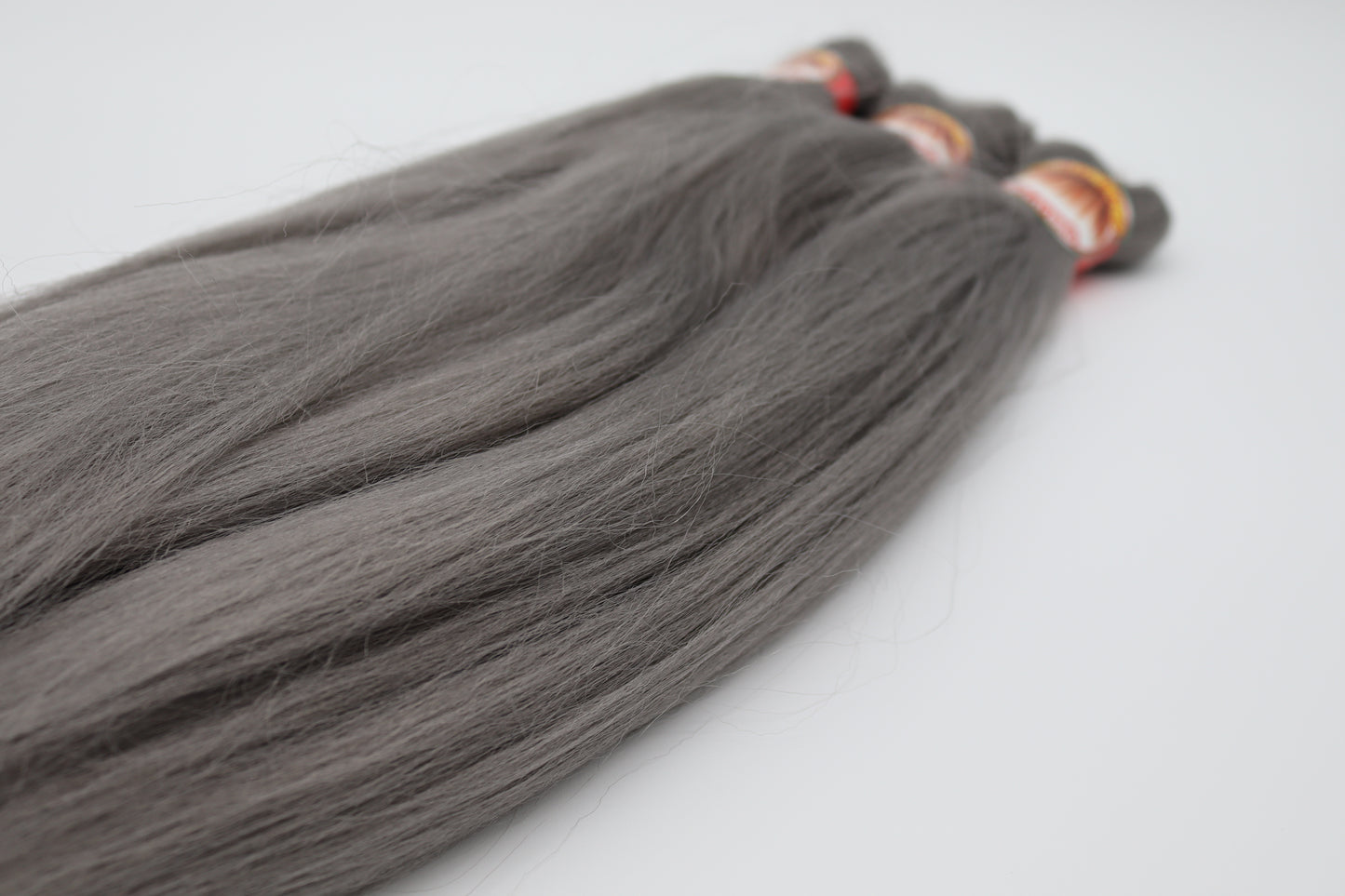 3x Pre- Stretched, Pre-Layered Braids, 26", 90g, einfarbig GRAY