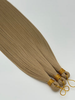 28" Glatte Crochet Haar – 100% Futura LF Fibre (3er Set), LYDIA