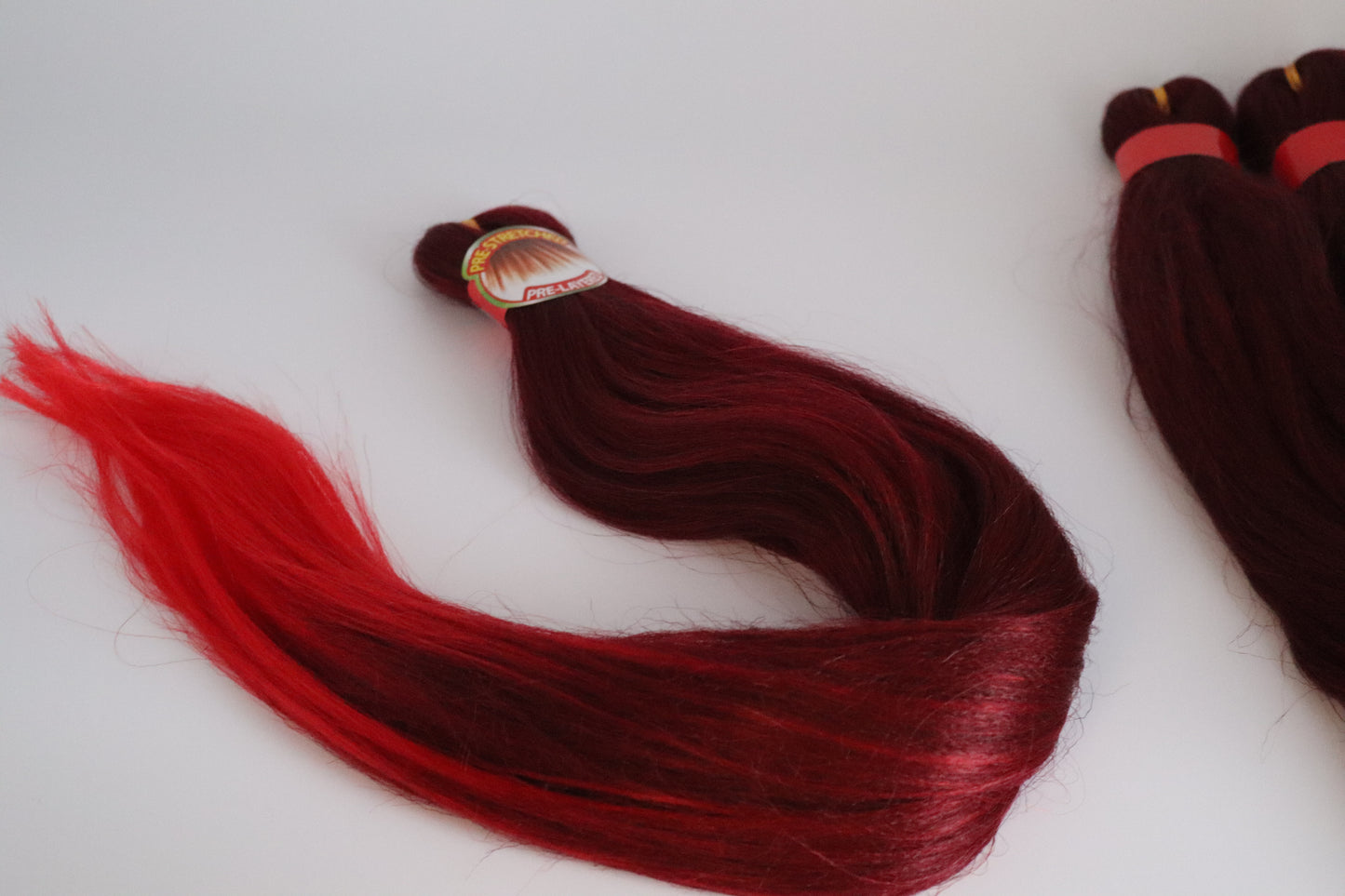 3x Pre- Stretched, Pre-Layered Braids, 26", 90g, zweifarbig EZB36