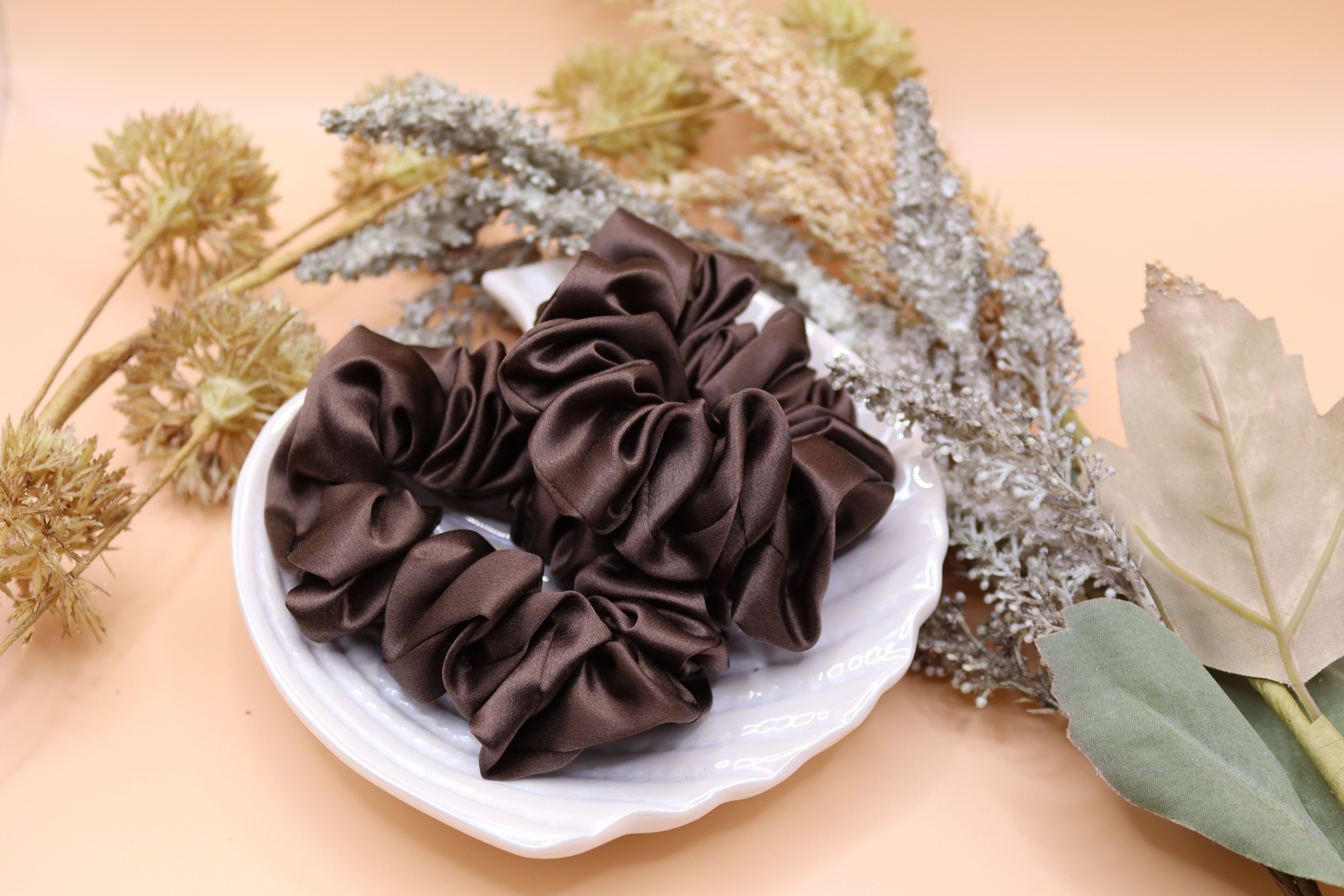 2 Stk. 100 % Mulberry Seide Scrunchies – 3,5 cm, 22 Momme