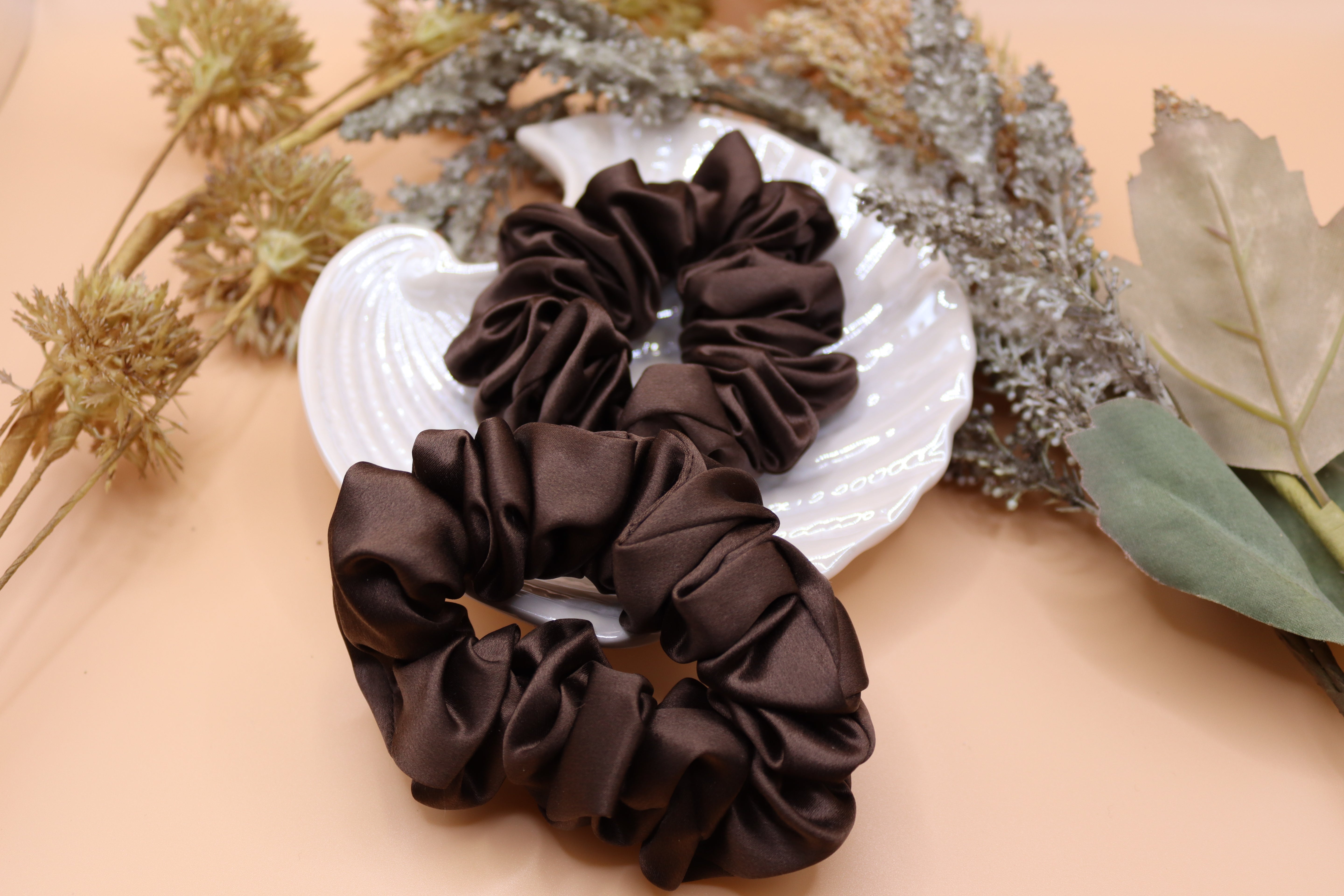 2 Stk. 100 % Mulberry Seide Scrunchies – 3,5 cm, 22 Momme