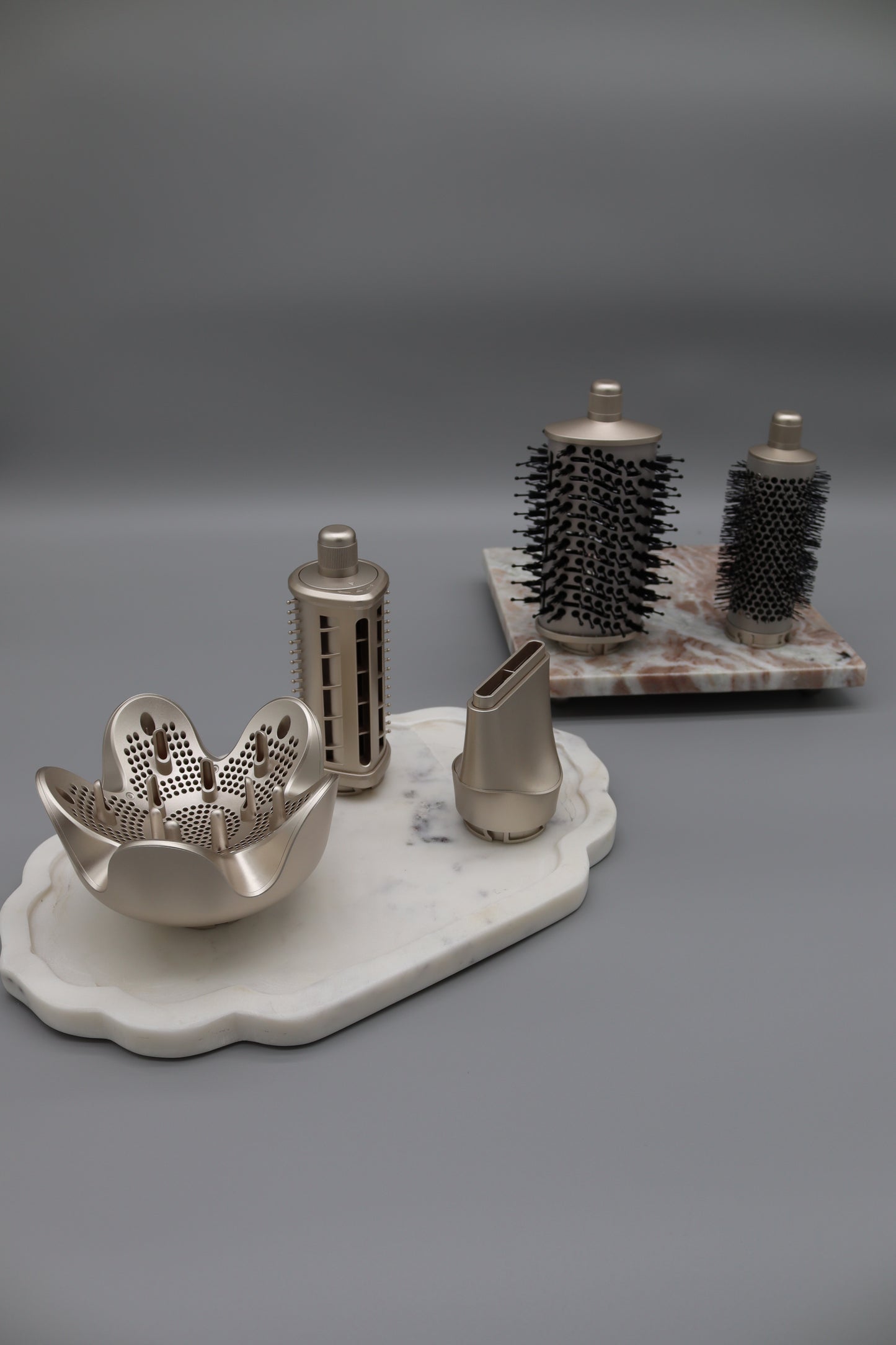 1 Stk. 8 in 1 Haarstyler & Ionen Haartrockner