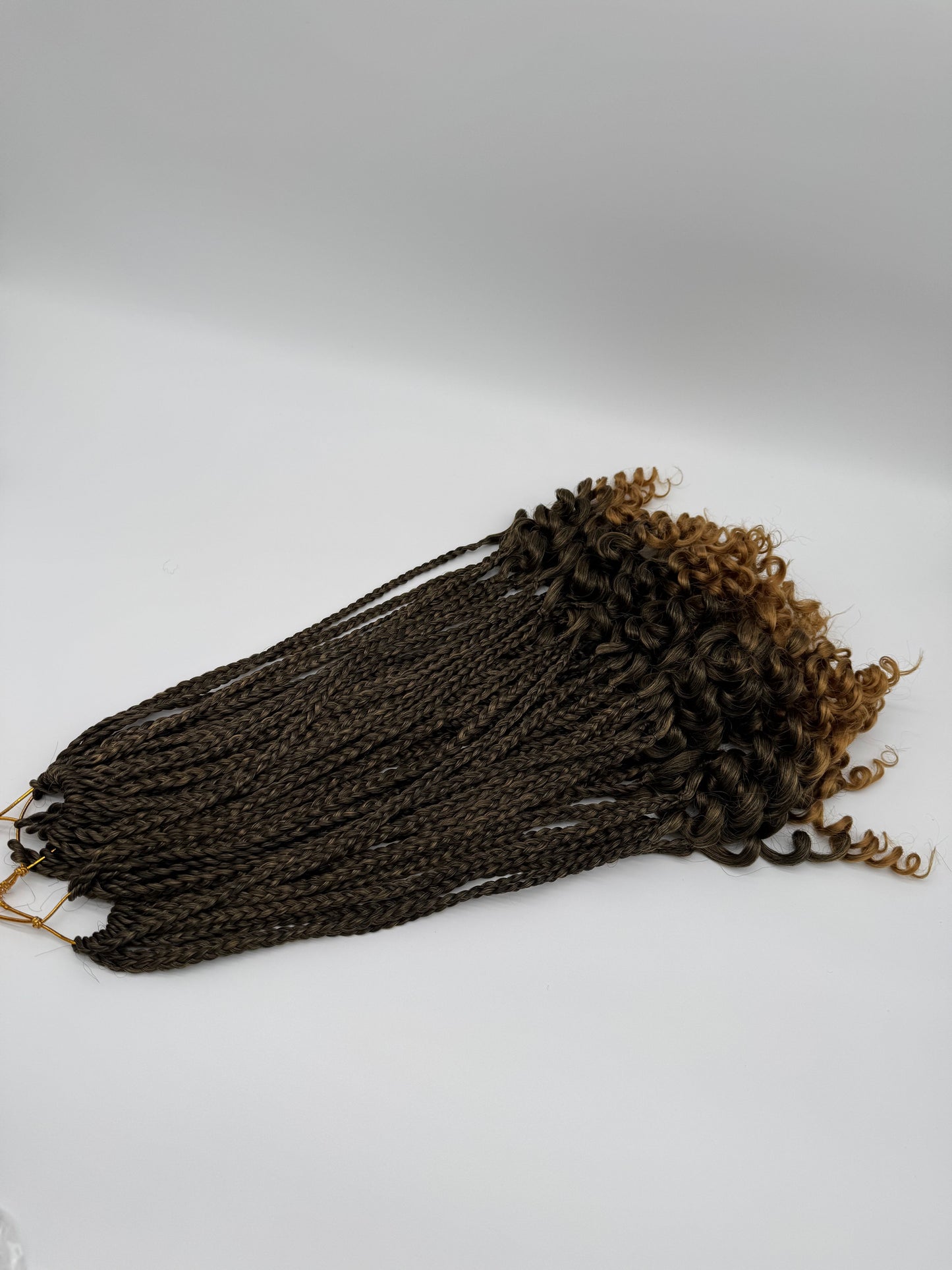 6x Box Braids Curly Ends – Antibakterielle Braids mit lockigen Spitzen, Wiederverwendbar, 1B/27