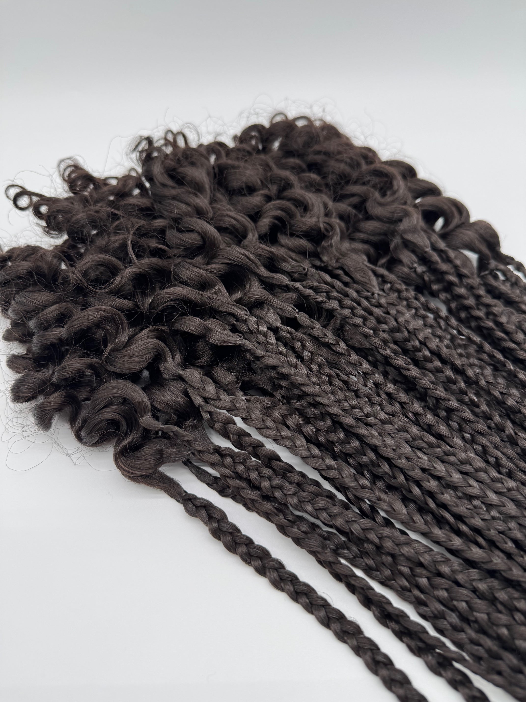 6x Box Braids Curly Ends – Antibakterielle Braids mit lockigen Spitzen, Wiederverwendbar, 4