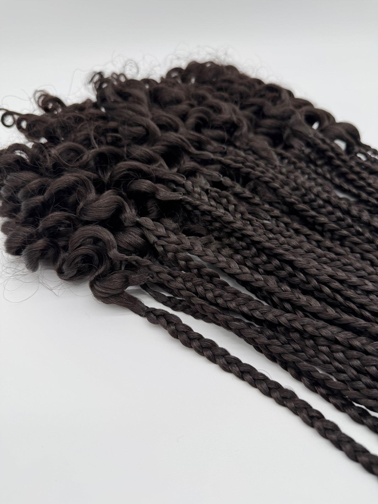 6x Box Braids Curly Ends – Antibakterielle Braids mit lockigen Spitzen, Wiederverwendbar, 4