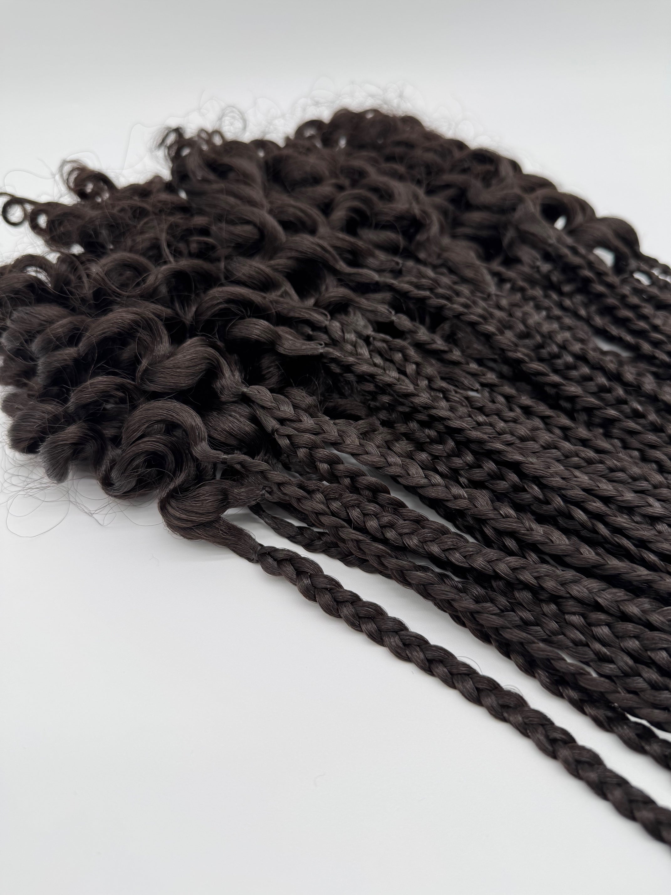 6x Box Braids Curly Ends – Antibakterielle Braids mit lockigen Spitzen, Wiederverwendbar, 4