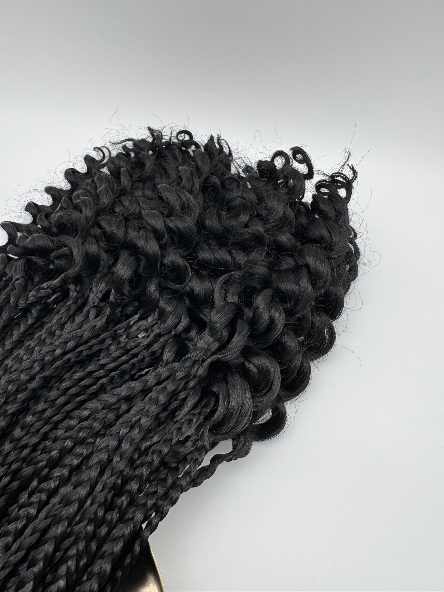 6x Box Braids Curly Ends – Antibakterielle Braids mit lockigen Spitzen, Wiederverwendbar, 1B
