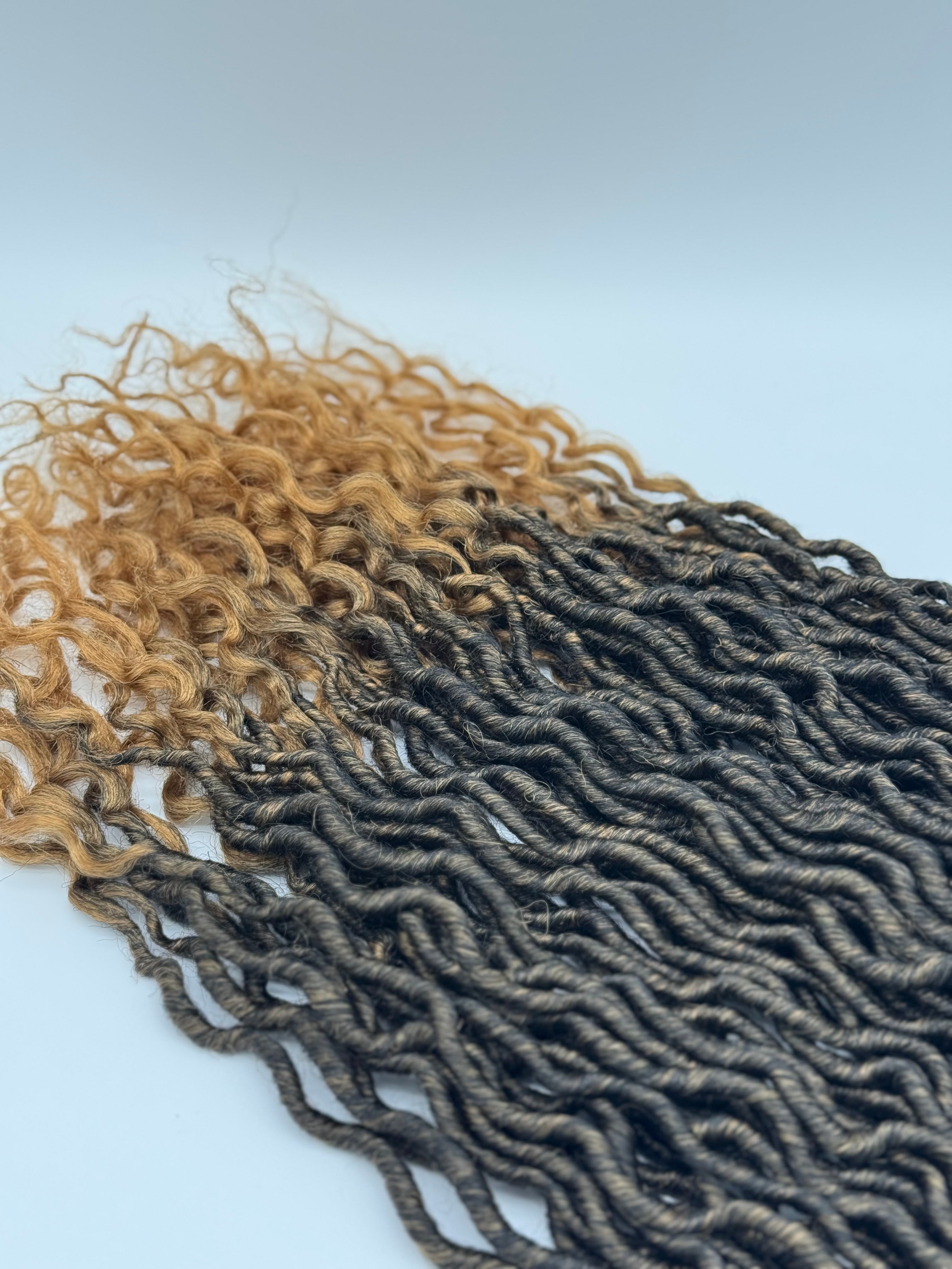 3x Goddess Faux Locs – Antibakterielle Locs mit lockigen Enden, Wiederverwendbar, T1B/27