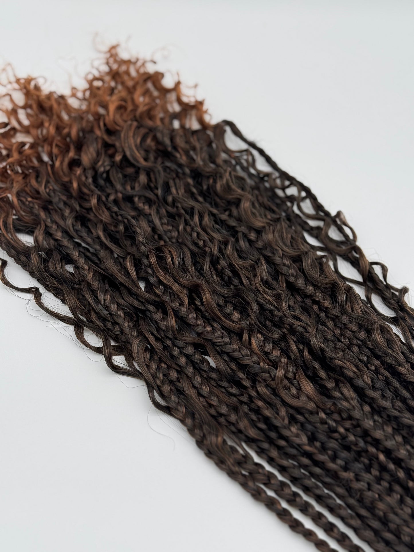 6x River Box Braids – Antibakterielle Braids mit natürlichem Wellen-Look, Wiederverwendbar, T30