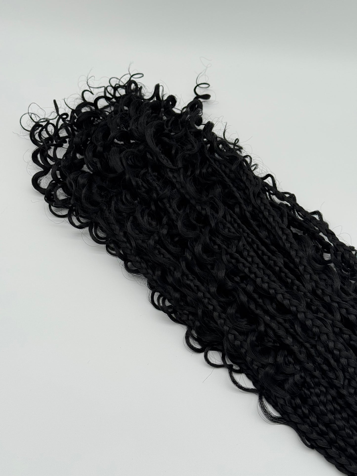 6x River Box Braids – Antibakterielle Braids mit natürlichem Wellen-Look, Wiederverwendbar, 1B
