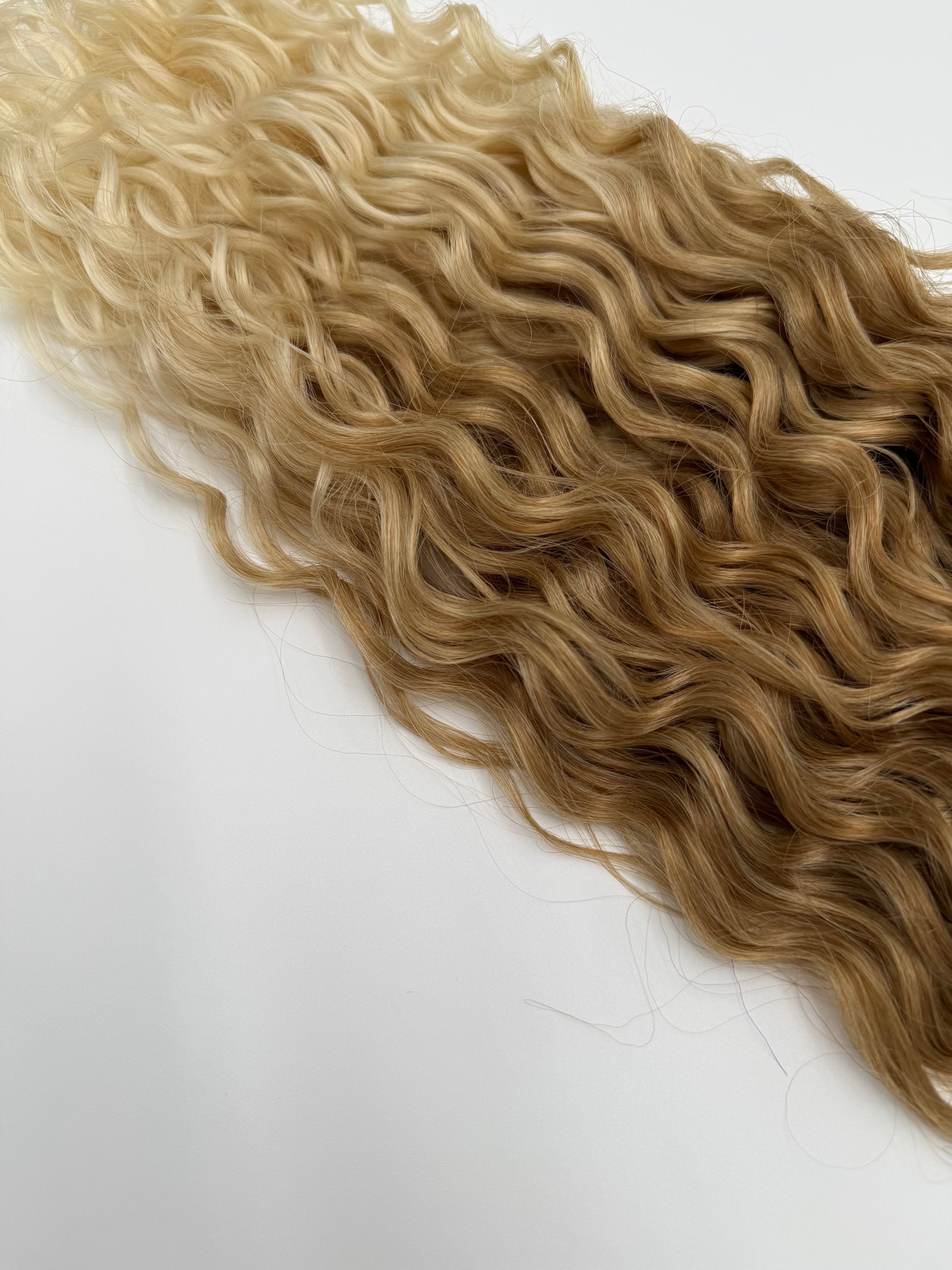 2 Stk. Ocean Wave Crochet Haare – Bio Protein Fiber, 27/613