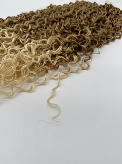 2 Stk. Water Wave Crochet Haare - Bio Protein Fiber, 27/613