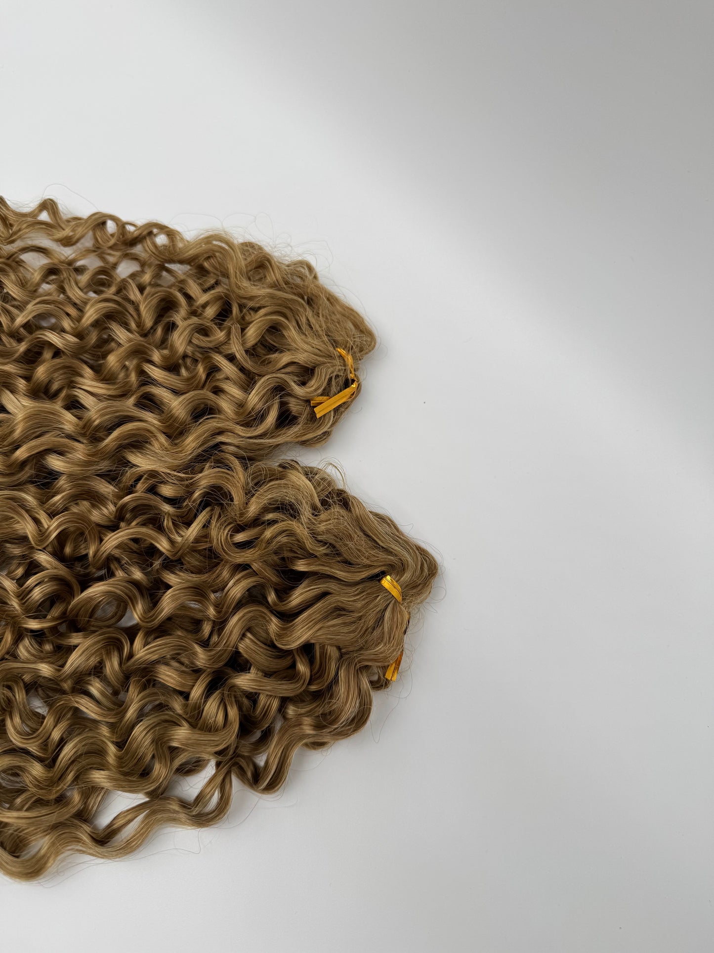 2 Stk. Water Wave Crochet Haare - Bio Protein Fiber, 27/613