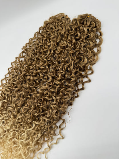 2 Stk. Water Wave Crochet Haare - Bio Protein Fiber, 27/613