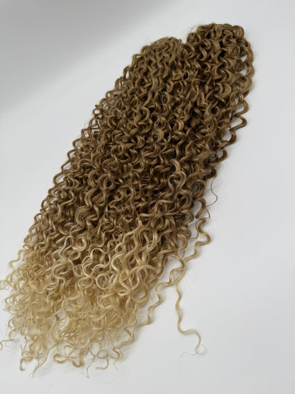 2 Stk. Water Wave Crochet Haare - Bio Protein Fiber, 27/613