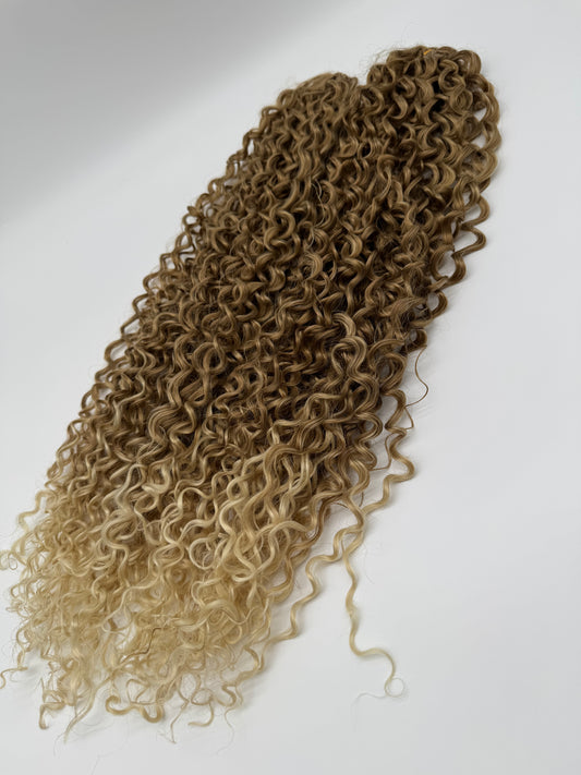 2 Stk. Water Wave Crochet Haare - Bio Protein Fiber, 27/613