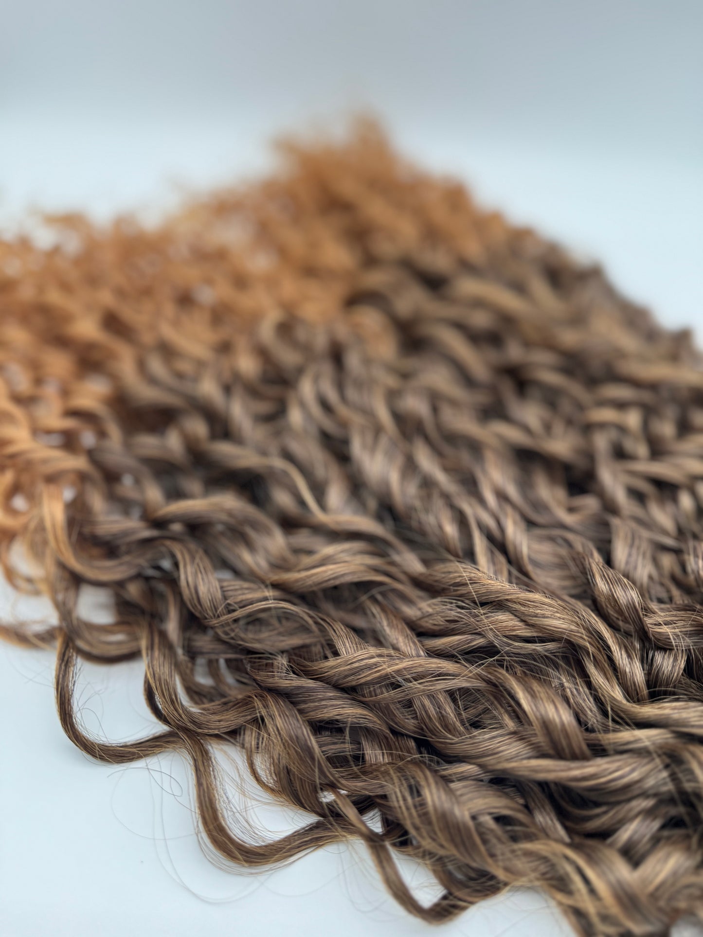 2 Stk. Jessica Wave – Weiche Extensions im natürlichen Wellen-Look, T4/27