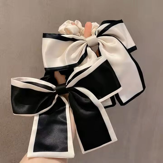 2 Stk. Satin Silk Scrunchies, hochwertige Haarbänder